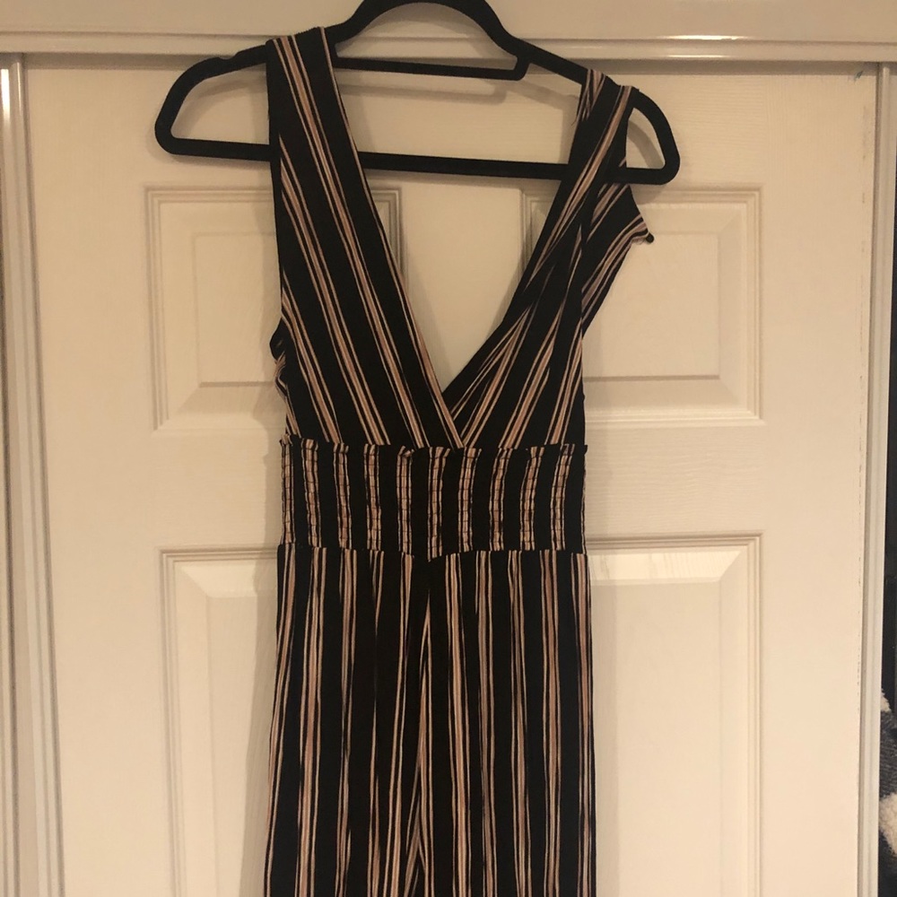 V-neck jumpsuit